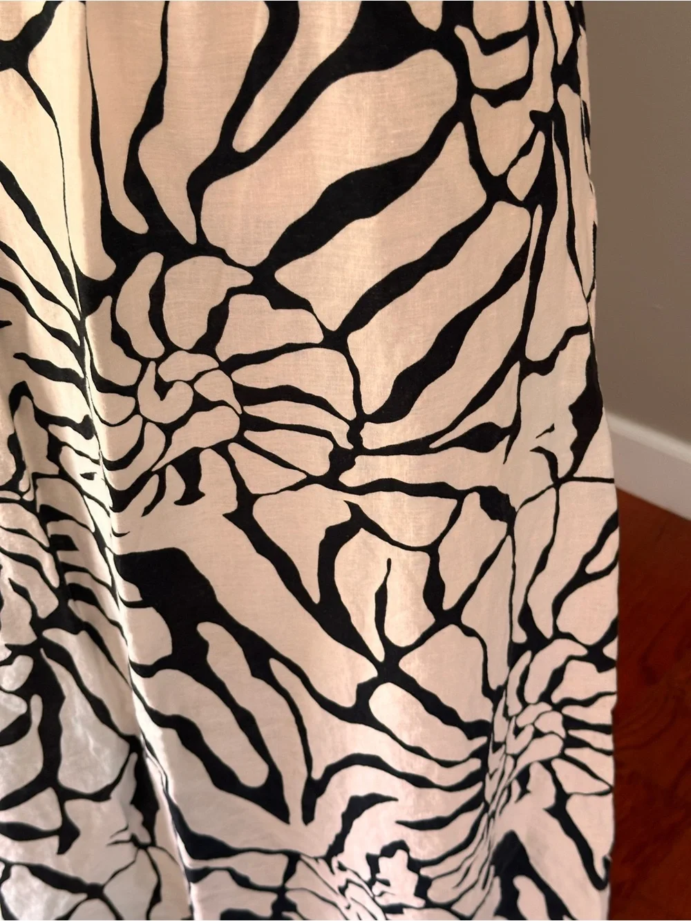 Rachel Zoe Black & Ivory Cream Sea shell Spiral Linen Blend Coastal Maxi Skirt